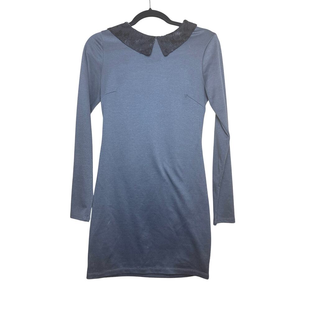 Crimson and Clover Grey Wednesday Dress w Black Lace Collar Size Med Pre-loved